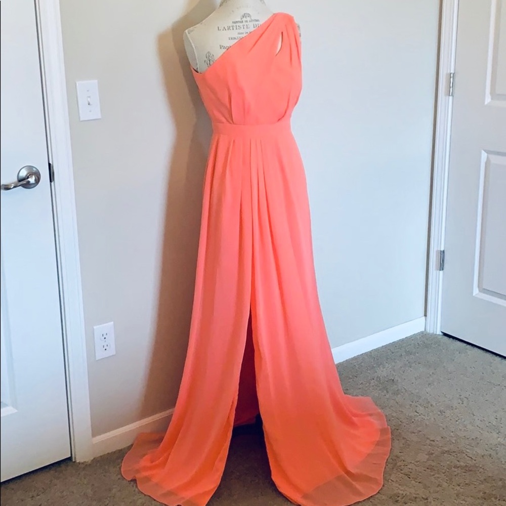 David’s Bridal F18055 Coral Reef